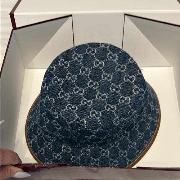 Gucci Denim and Tan Monogram Bucket Hat size M brand new tags 100%  authentic main image 10